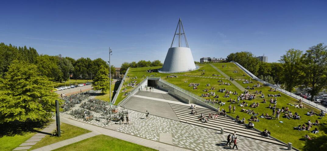 Technische Universiteit Delft